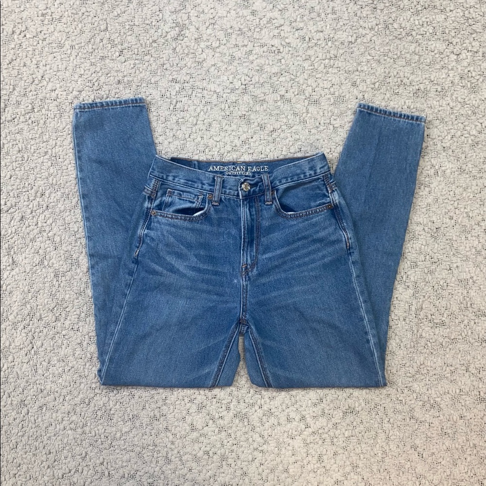 American Eagle Mom Jeans